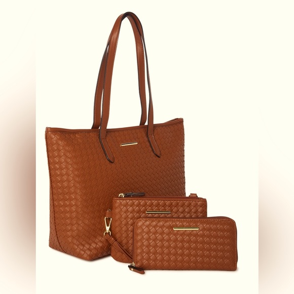 Time and Tru Handbags - Time and Tru Women's 3-Piece Handbag Set Woven Cognac
Color: Cognac Woven Brown
